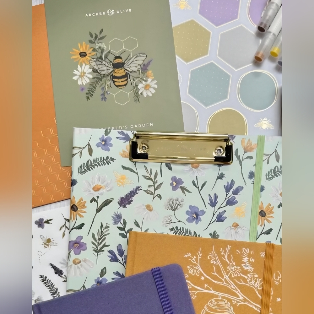 Archer & Olive Beekeeper's Garden Clipboard Folio